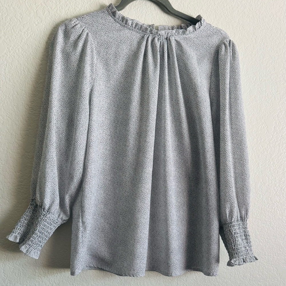 Elegant Gray Women's Top Size M